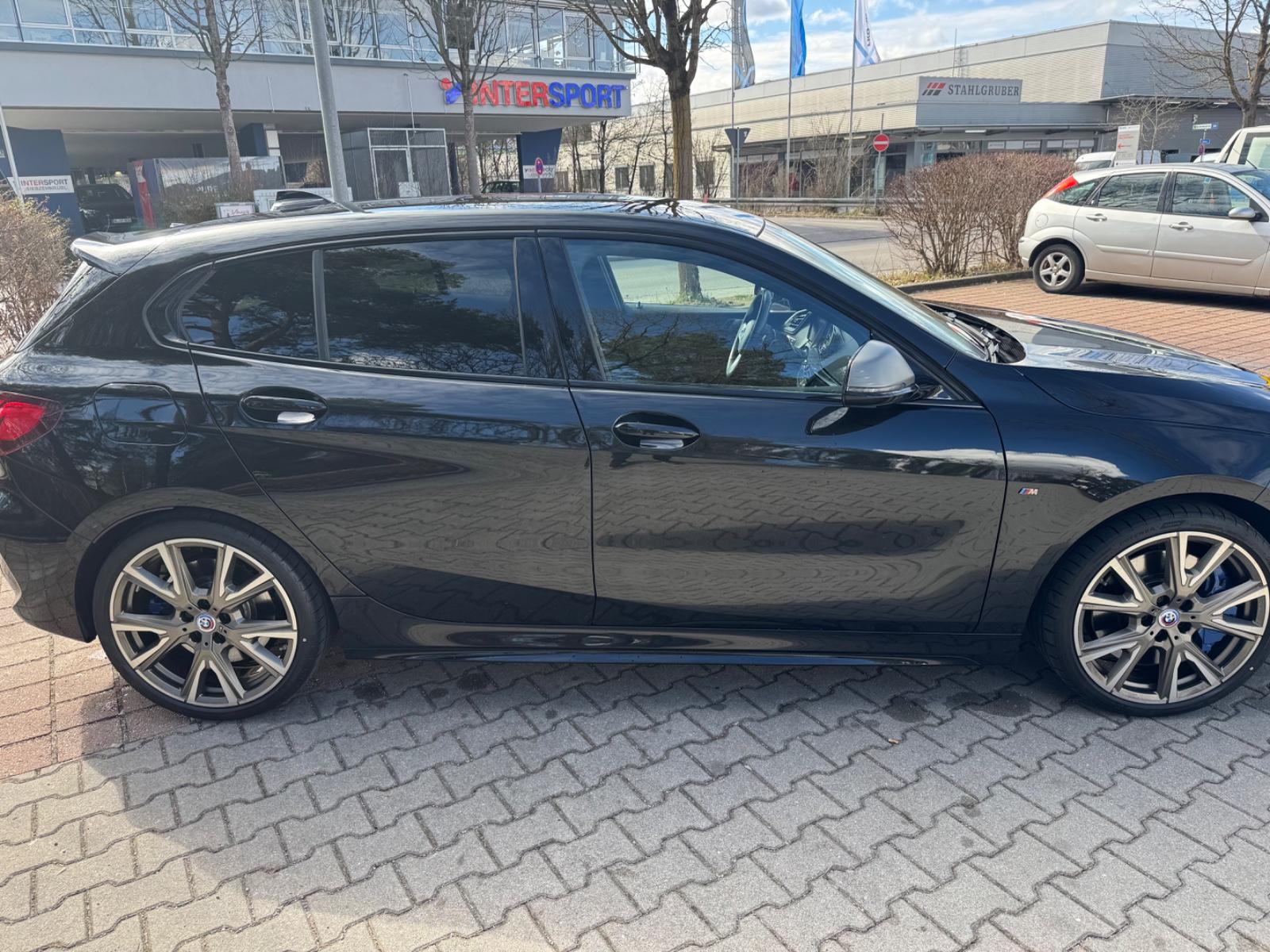 BMW 135 135i Sedan xDrive
