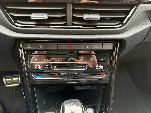 Volkswagen T-Roc T-ROC 1.5 E2 R-L  BT110 TSID7F