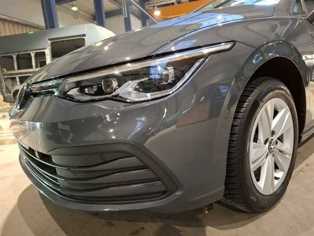 Volkswagen Golf 1.5 eTSI DSG Life