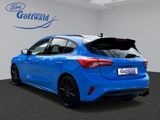 Ford Focus ST Line