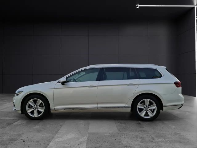 Volkswagen Passat DSG Elegance Elegance Variant