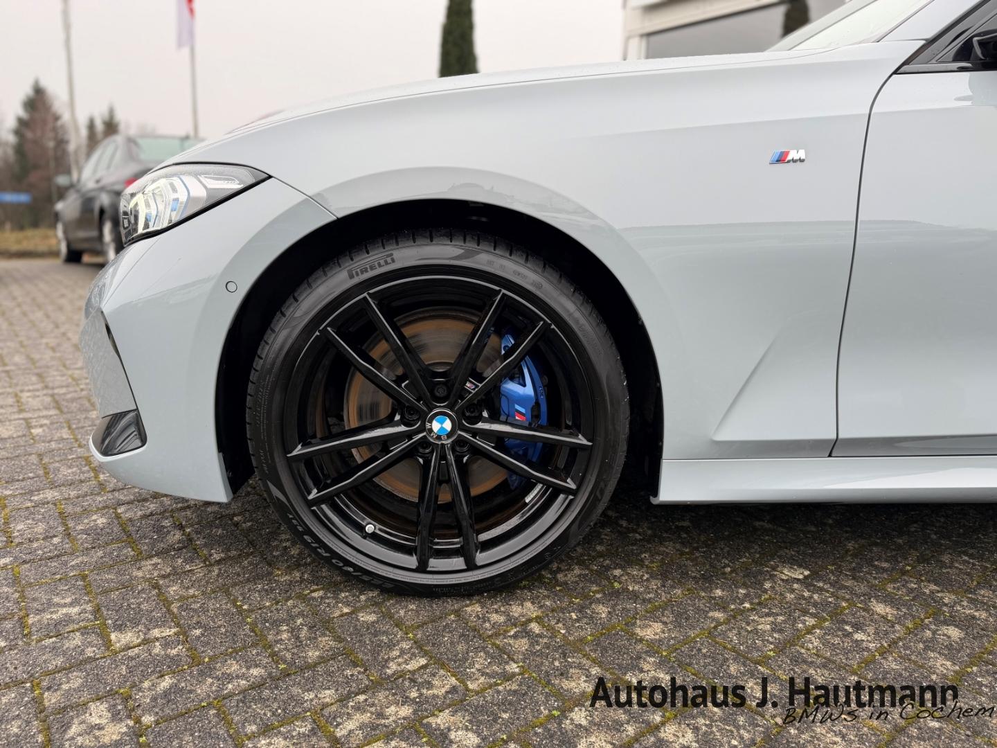 BMW 320 320d M-Sport Touring xDrive