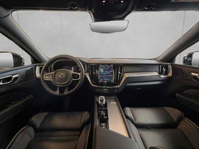 Volvo XC60 Dark Plus