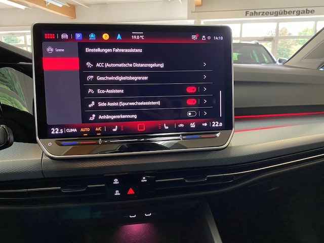 Volkswagen Golf 1.5 TSI BMT Golf VIII