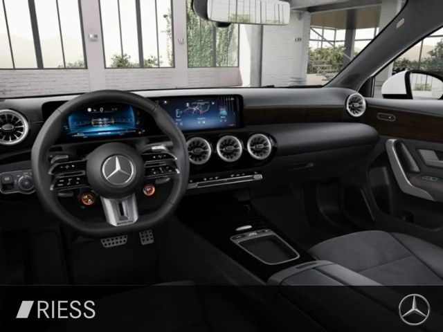 Mercedes-Benz A 35 AMG 4MATIC AMG Line