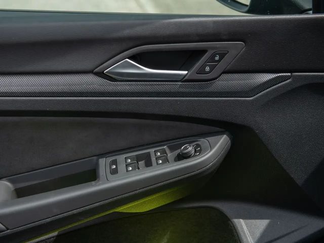 Volkswagen Golf DSG R-Line Style