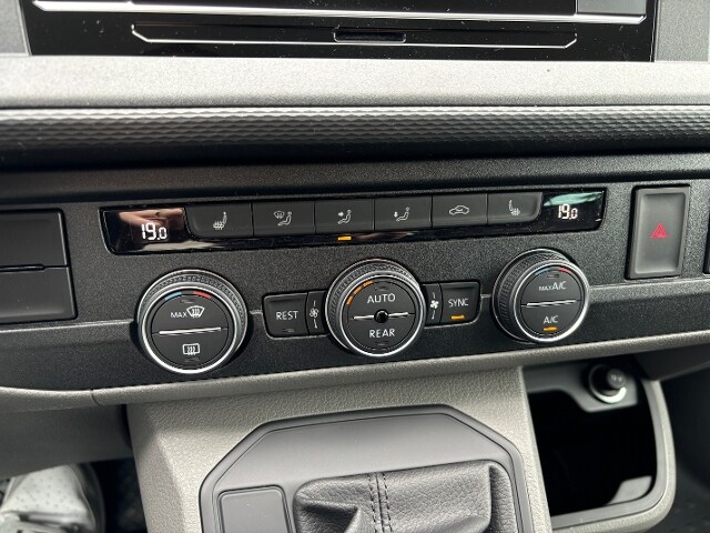 Volkswagen Caravelle 2.0 TDI DSG T6