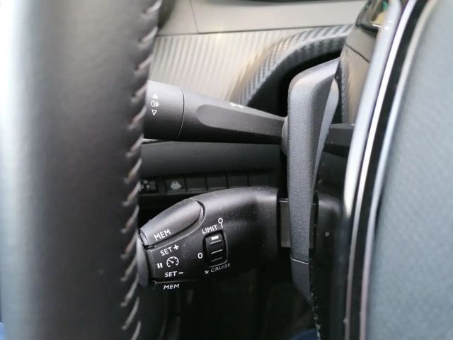 Peugeot E-208 Active Pack