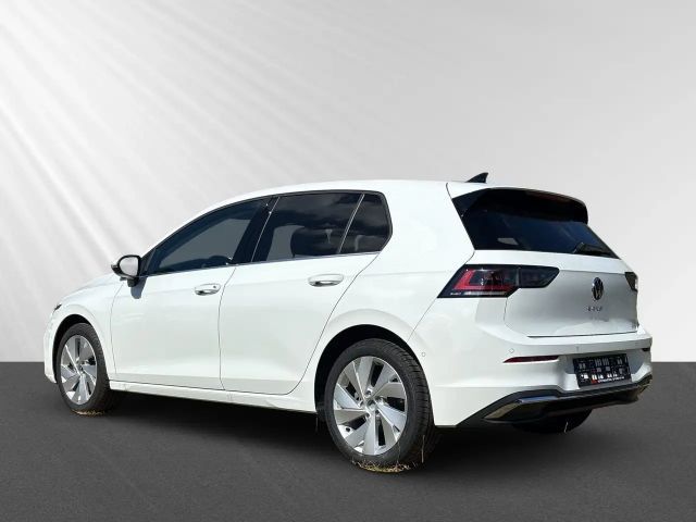 Volkswagen Golf 1.5 eTSI Golf VIII Style