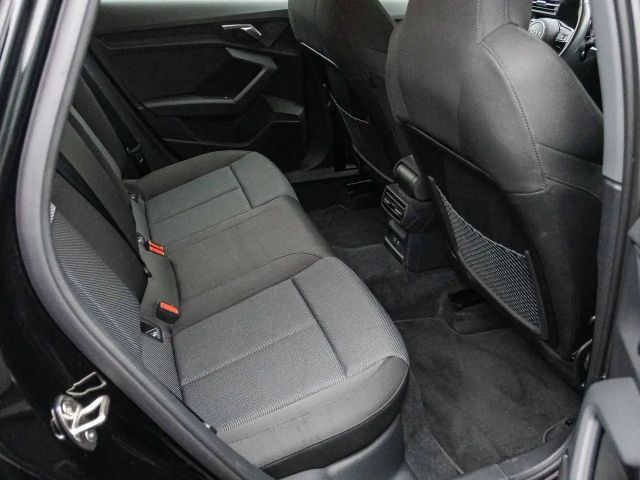 Audi A3 30 TFSI Sedan