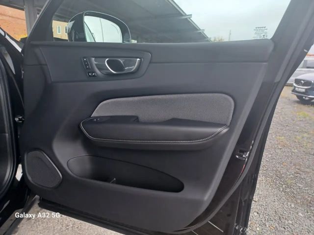 Volvo XC60 B5 AWD°Plus Black Edition°360°Cam°KiSi