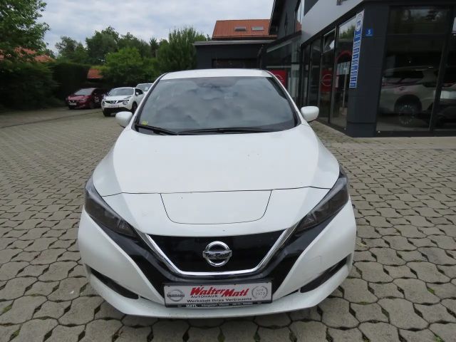 Nissan Leaf 40 kWh Acenta