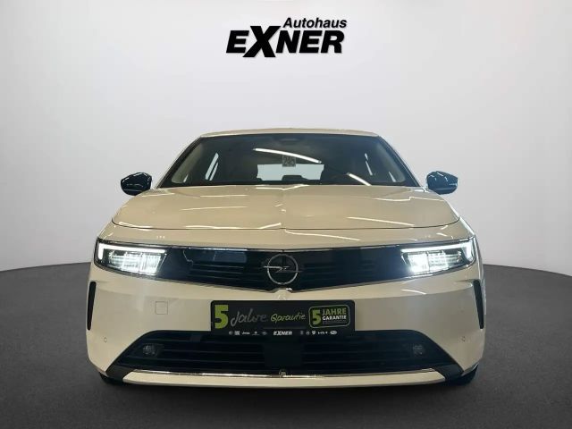 Opel Astra Business Edition Hybrid