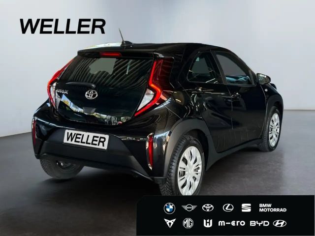 Toyota Aygo X Business Hatchback
