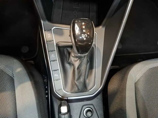 Volkswagen Polo 1.0 TSI DSG Style