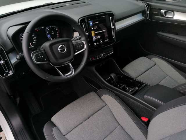 Volvo XC40 Dark Plus