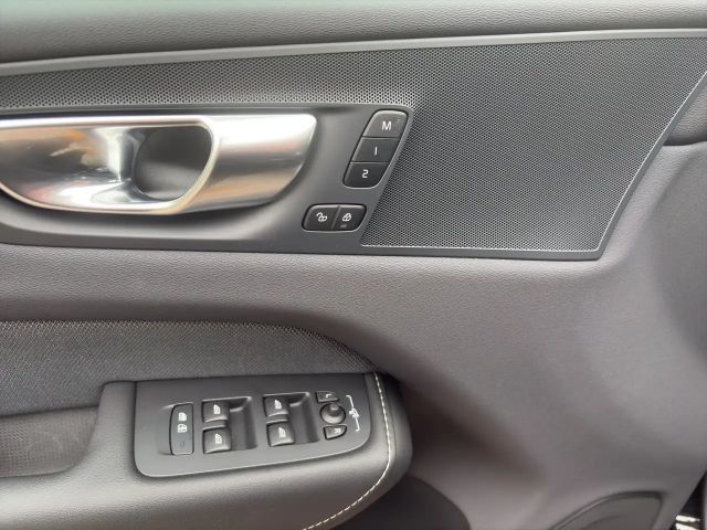 Volvo XC60 AWD Plus Recharge T6