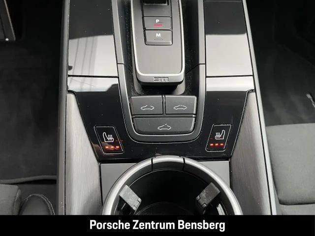 Porsche 992 4 Carrera Coupé GTS