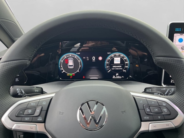 Volkswagen Golf 1.5 eTSI DSG R-Line Variant