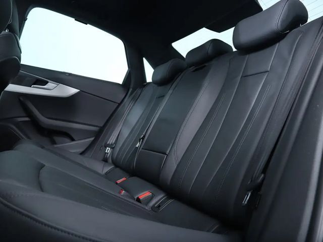 Audi A4 35 TDI S-Tronic Sedan