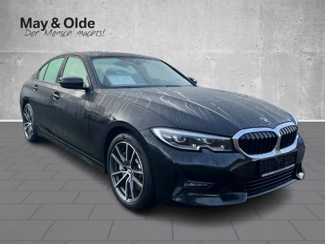BMW 330 330e Sedan Sport Line