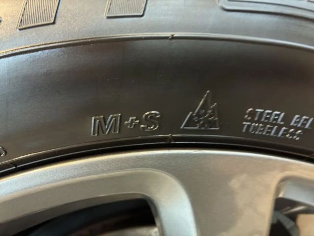 Ford Kuga Plug in Hybrid ST Line