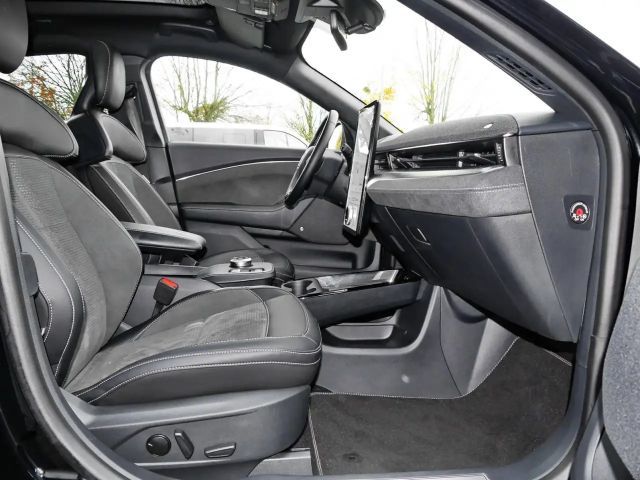 Ford Mustang Mach-E AWD GT