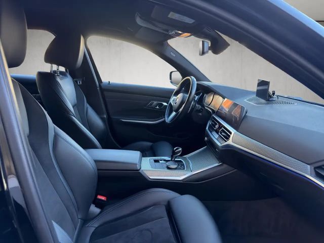 BMW 320 320d Sedan xDrive