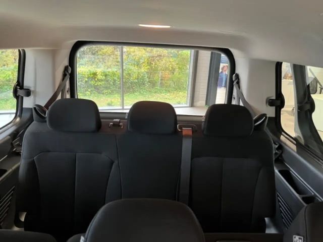 Hyundai Staria Trend