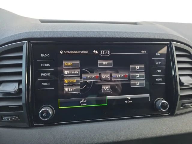 Skoda Karoq 1,0TSI 115PS Navi/LED/ACC/Kamera/Winterp.    **