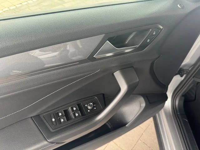 Volkswagen T-Roc 1.5 TSI DSG Style