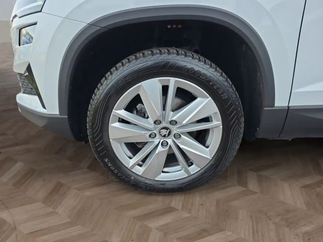 Skoda Karoq 1,0TSI 115PS Navi/LED/ACC/Kamera/Winterp.    **