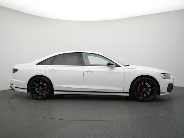Audi S8 Quattro