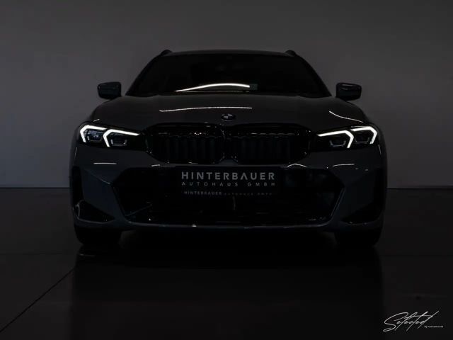 BMW 330 330i M-Sport Touring xDrive