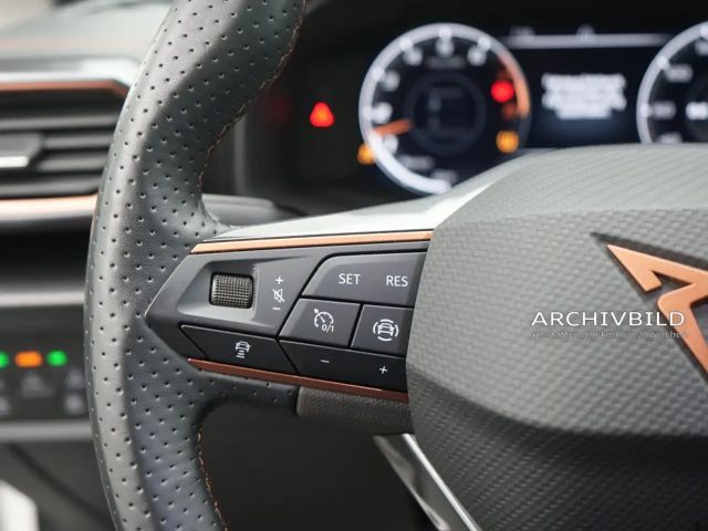 Cupra Formentor KEYLESS LED PDC AHK VIRT ACC LEDER