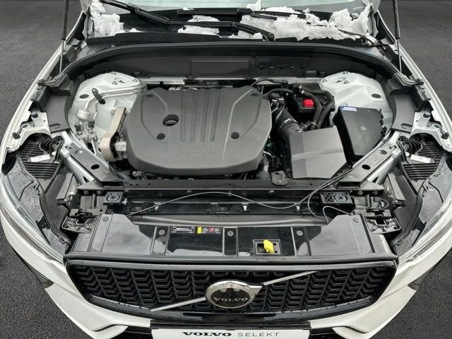 Volvo XC60 AWD Dark Plus