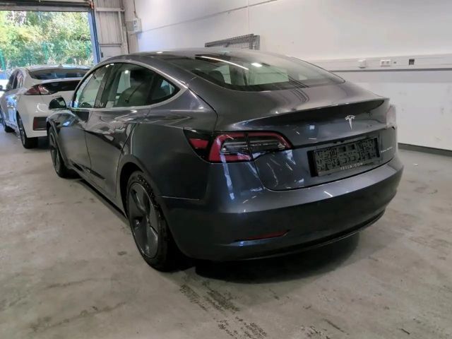 Tesla Model 3 AWD Long Range