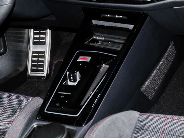 Volkswagen Golf DSG GTI