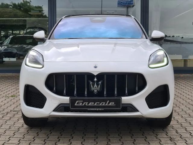 Maserati Grecale / Head-Up/ Ganzjahresreifen/ Panoramadach