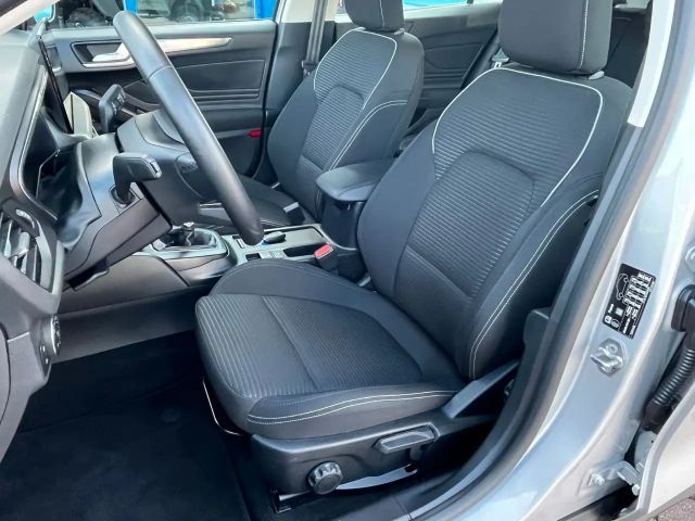 Ford Focus Titanium Wagon