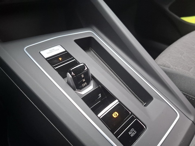 Volkswagen Golf 1.5 eTSI Variant