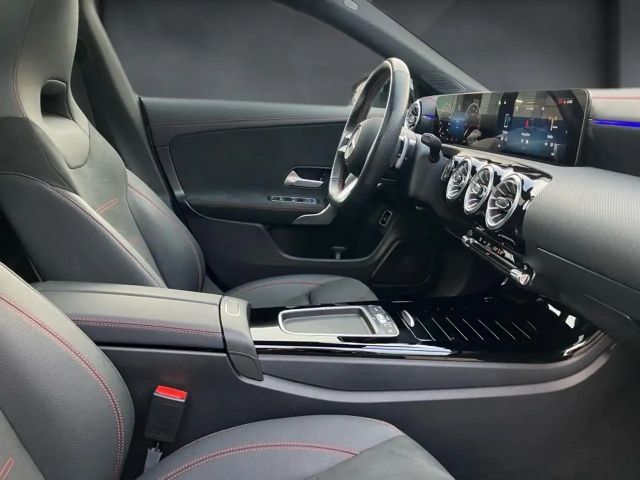 Mercedes-Benz CLA 200 AMG Line Shooting Brake