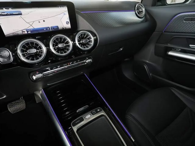 Mercedes-Benz GLA 180 Progressive