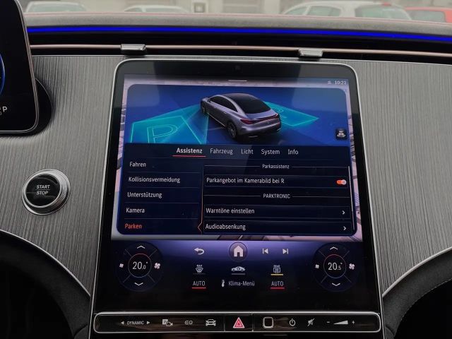 Mercedes-Benz EQE 350 AMG Line Sedan