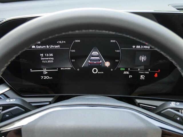 Audi A6 Avant Quattro S-Tronic