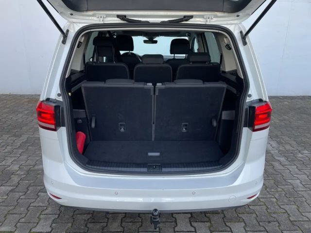 Volkswagen Touran 1.5 TSI DSG Highline