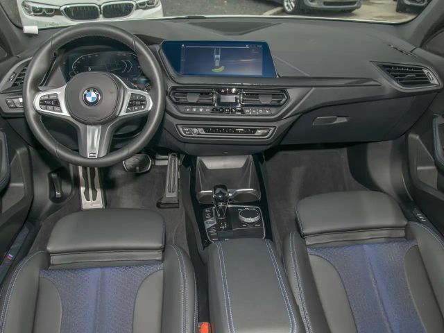 BMW 118 118i M-Sport Sedan