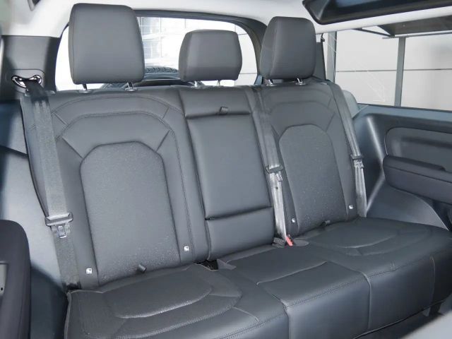 Land Rover Defender 90 S