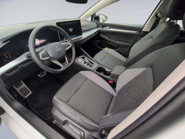 Volkswagen Golf 1.5 eTSI DSG Golf VIII