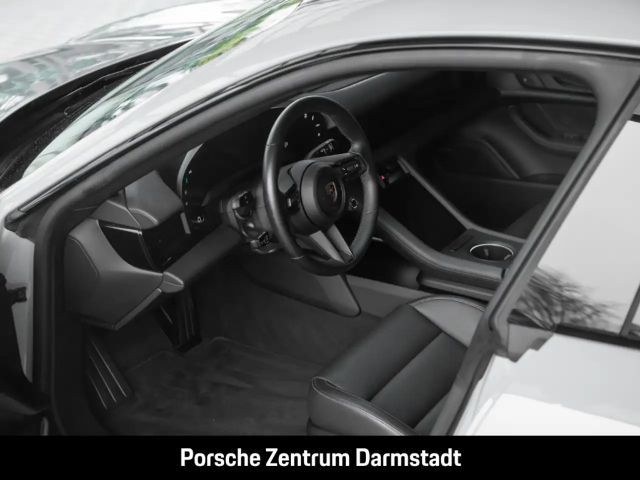 Porsche Taycan Surround-View BOSE Luftfederung 21-Zoll